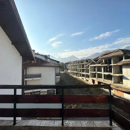Spacious Mountain View Apartament Bansko