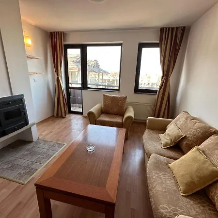 Spacious Mountain View Apartament Bansko